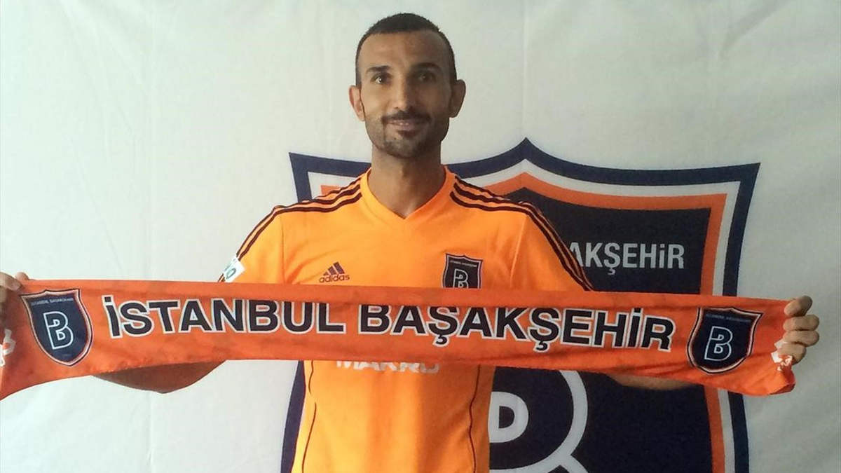 Futbolcu Yalçın Ayhan Başakşehir Kulübüne Transfer Oldu