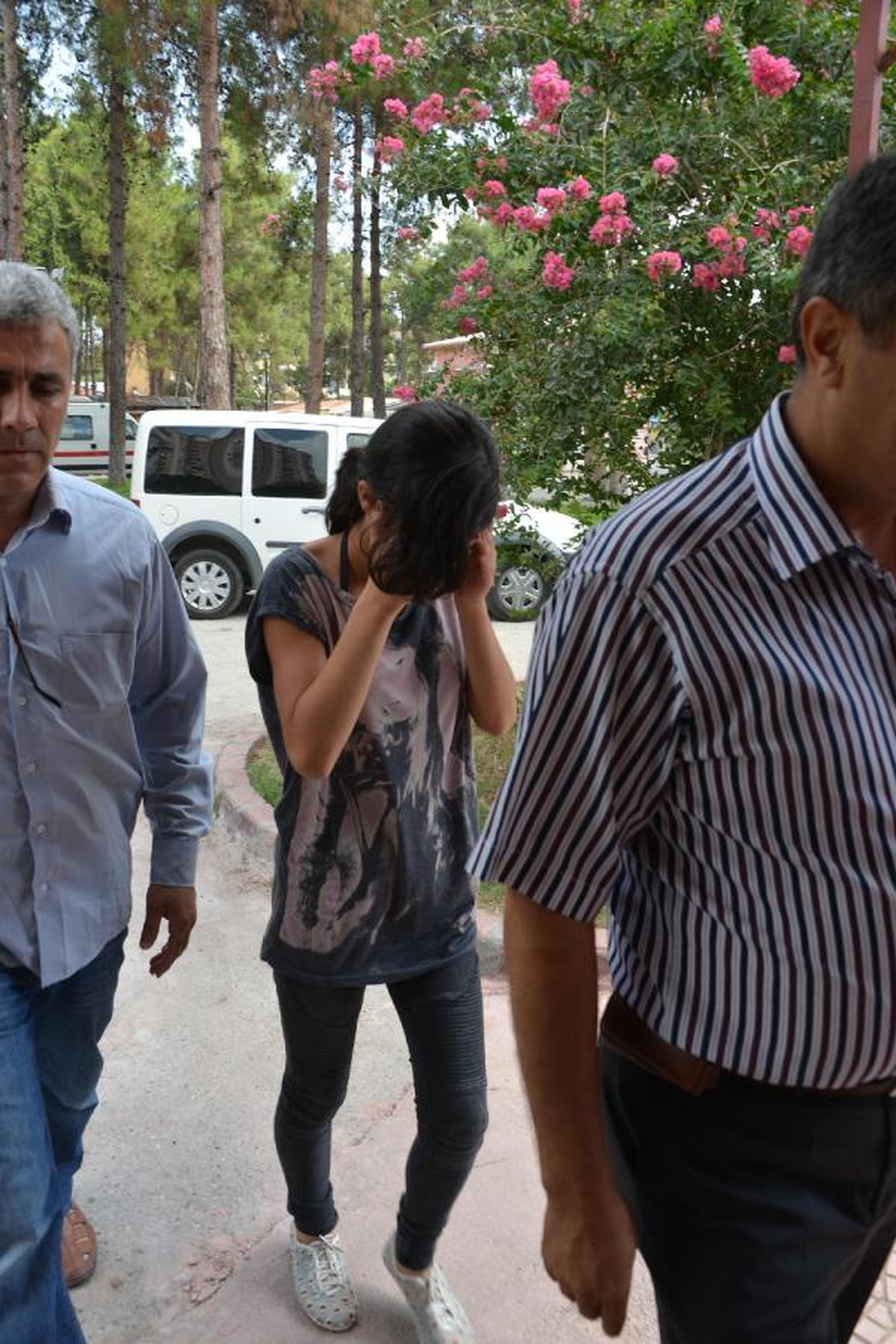20 Günde Evden Kaçmak İsteyen 11 Genç, Bilet Alırken Yakalanıp Ailelerine Teslim Edildi