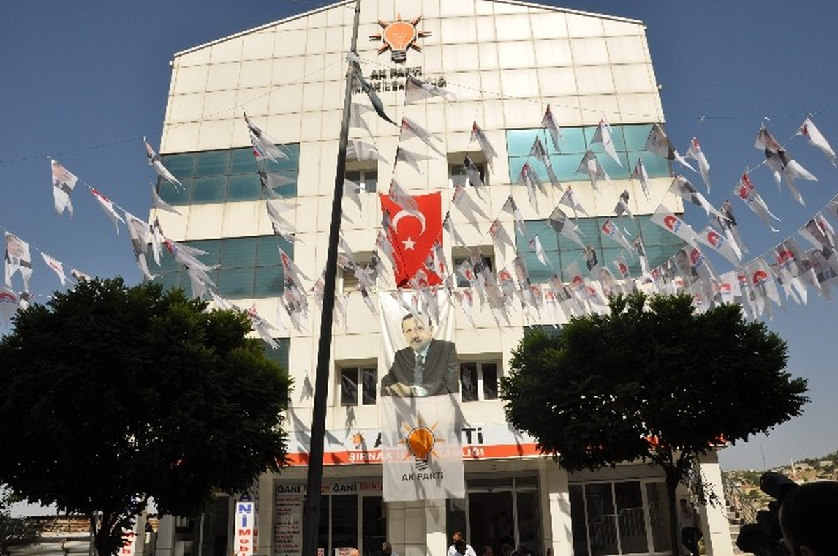 AK Parti Genel Başkan Yardımcısı Aktay Şırnak\'ta