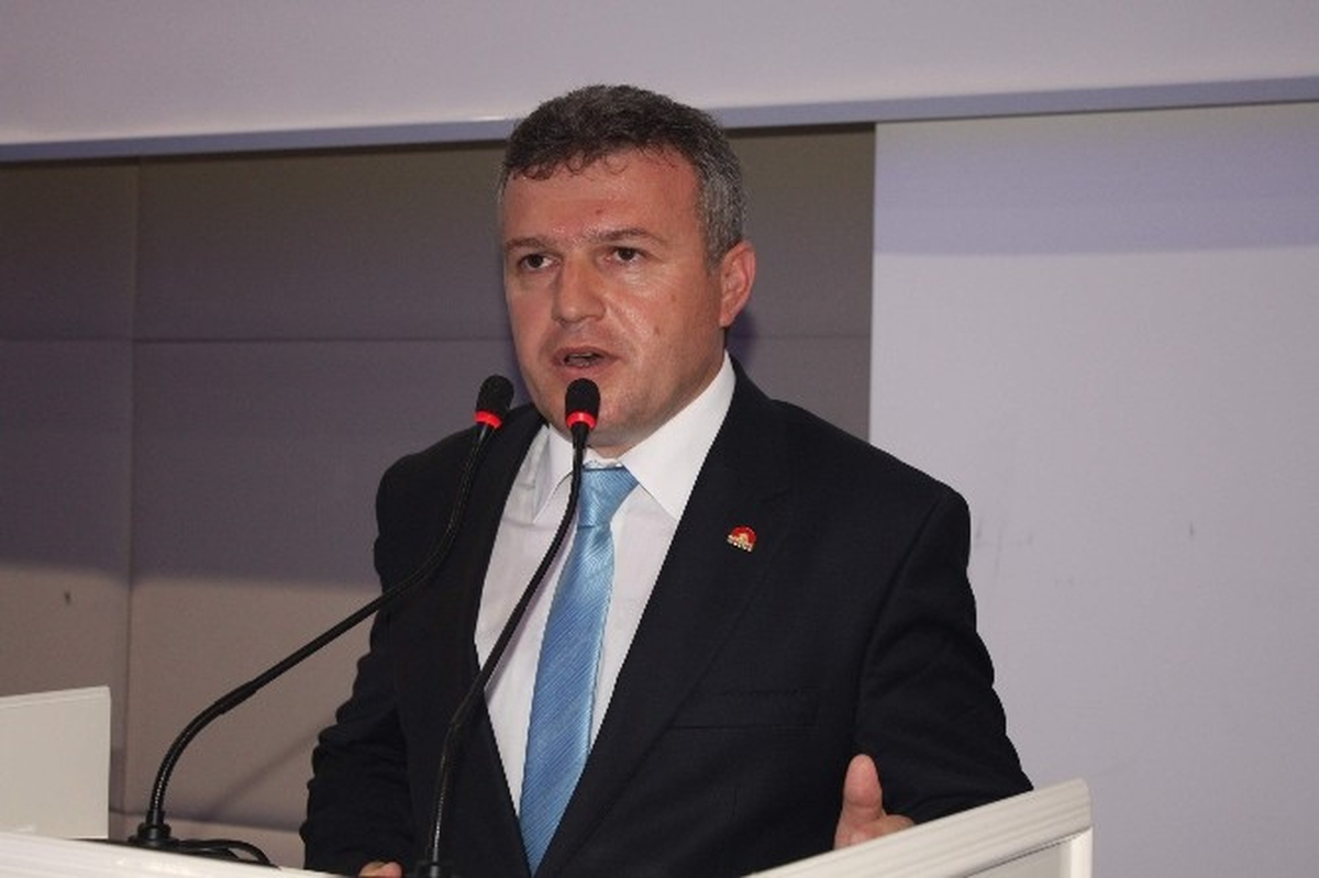 AK Parti Kastamonu İl Başkanı Av. Metin Çelik;