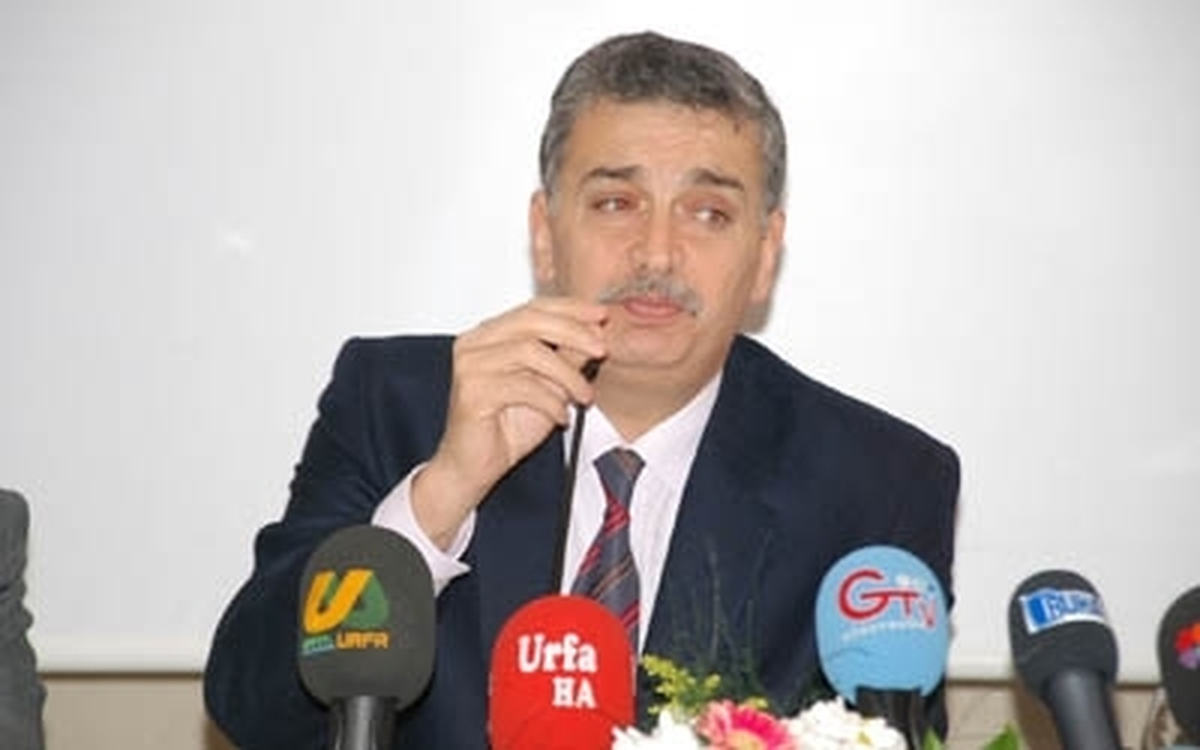 Ak Partili Başkan Güvenç\'ten Twıtter Uyarısı