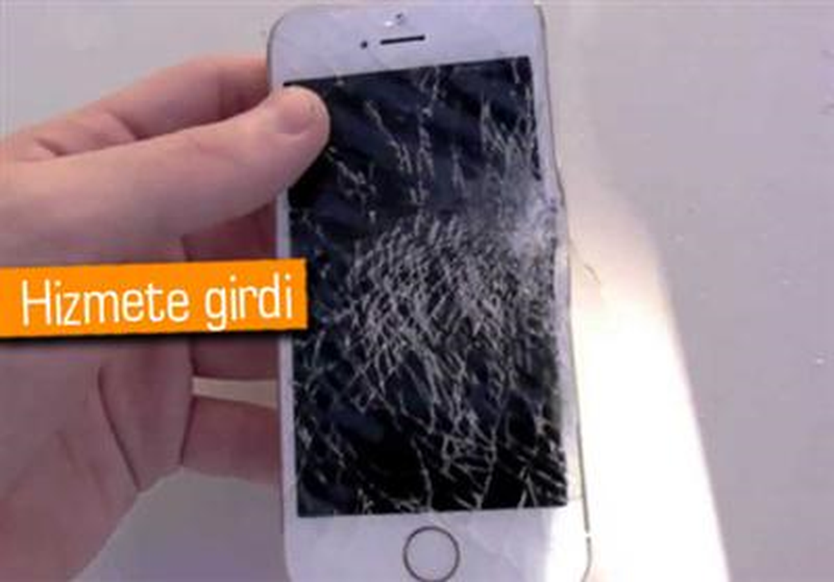 Apple, İphone 5s'lerin Kırık Ekranlarını Mağazada Değiştirmeye Başladı