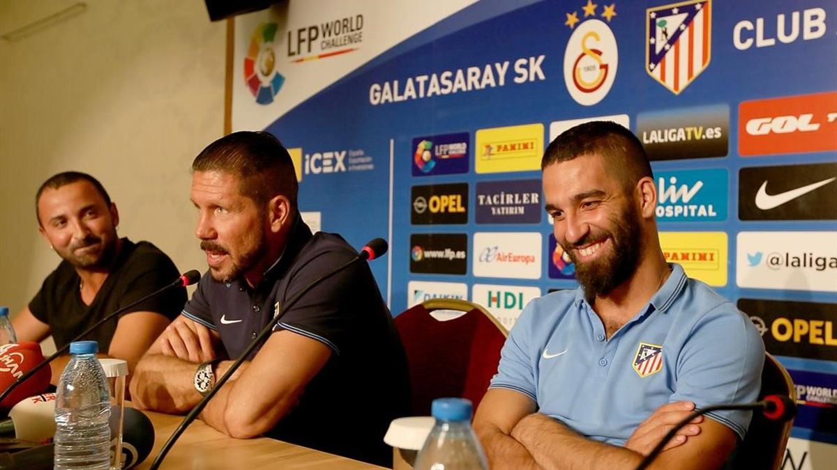 Arda Turan ve Diego Simeone Basın Toplantısı Düzenledi