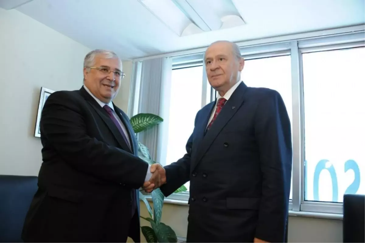 Bahçeli\'ye Masum Türker ve Mehmet Haberal Sürprizi