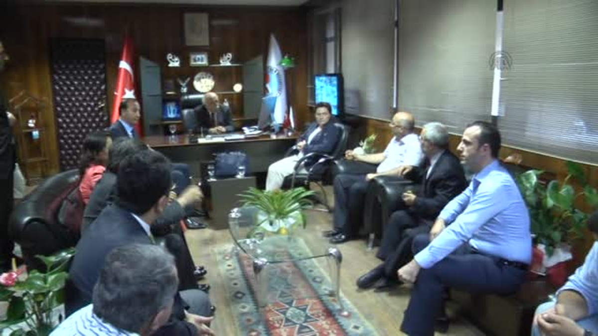 Milli Eğitim Bakanı Nabi Avcı Ceyhan\'da