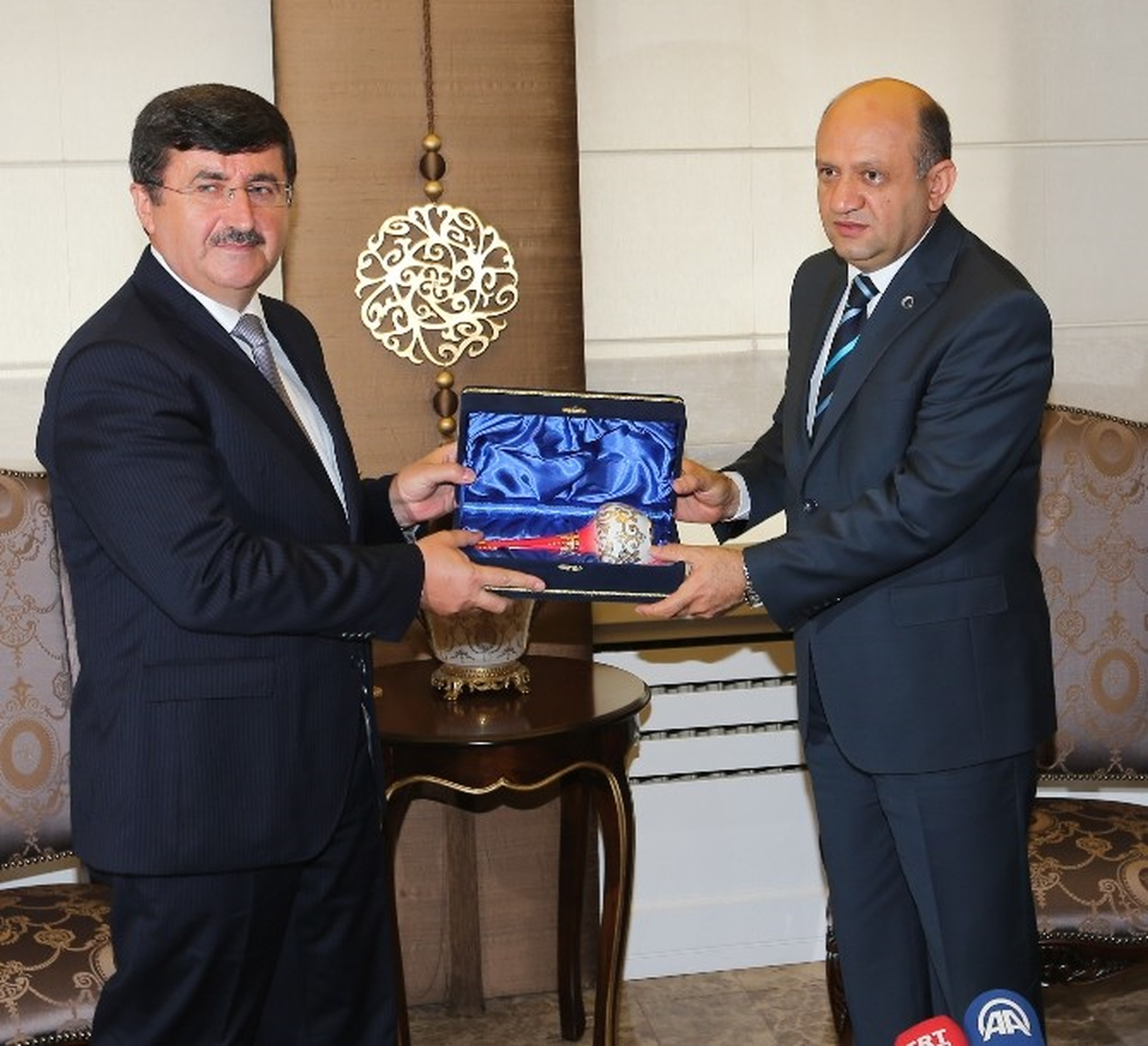 Bakan Fikri Işık Trabzon\'da