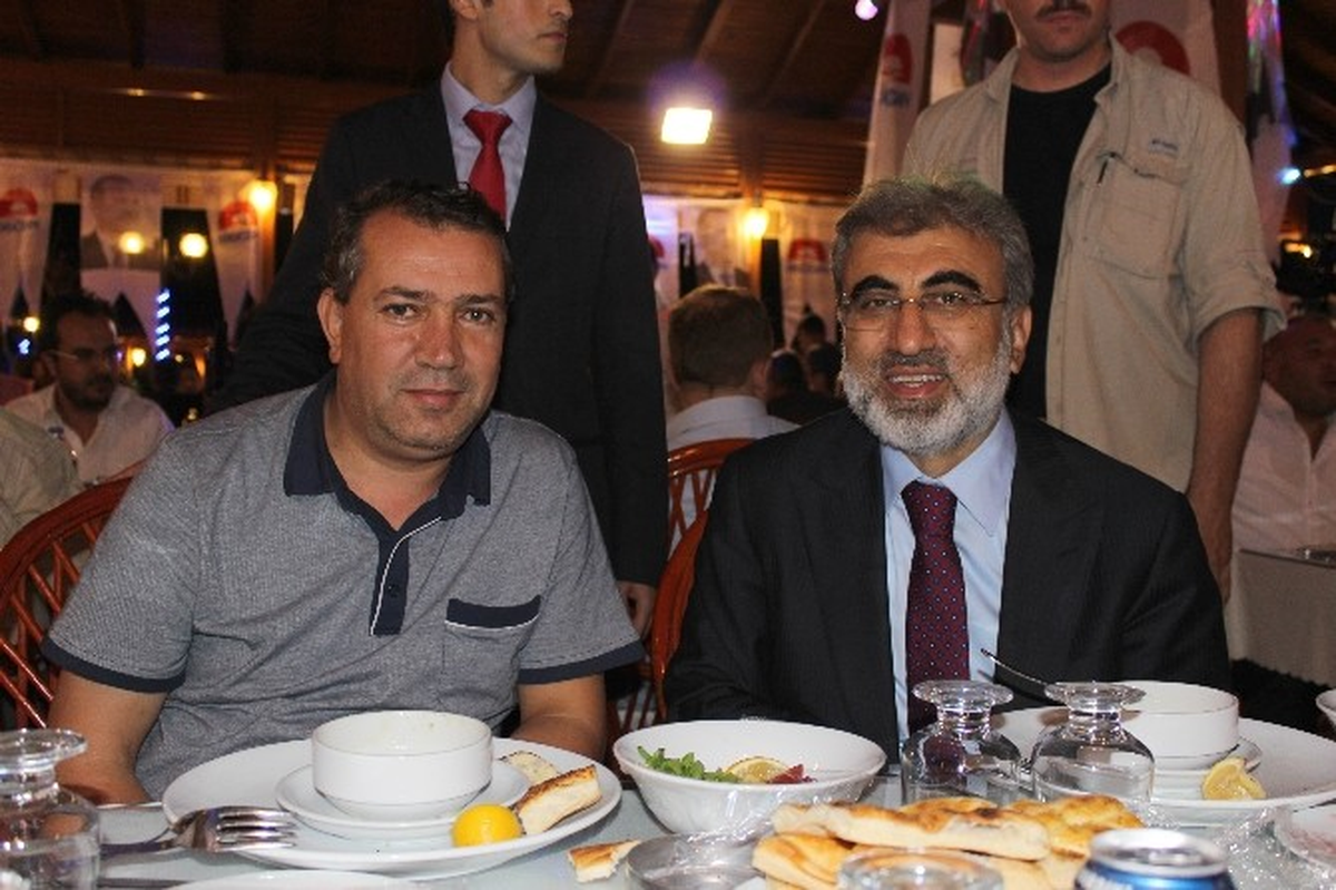 Bakan Taner Yıldız: Kütahya\'nın Siyasi İstikrara Yaptığı Katkı Türkiye Ortalamasının Üzerinde