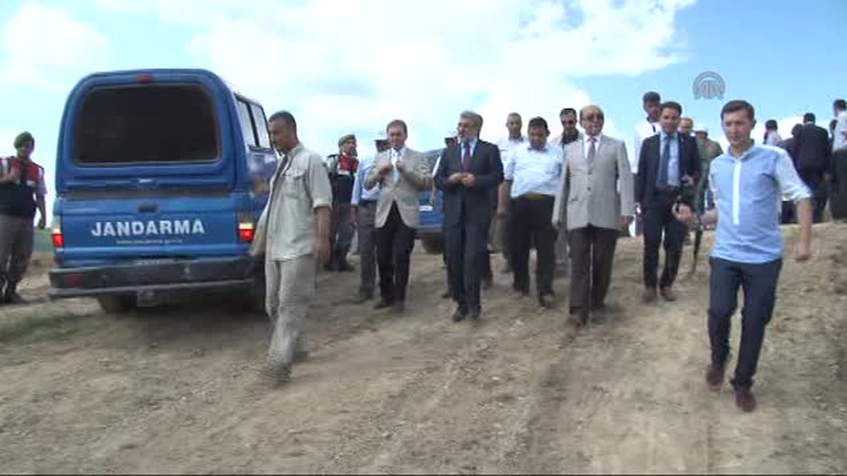 Bakan Yıldız, Değirmisaz İşletmesi\'nde incelemelerde bulundu -