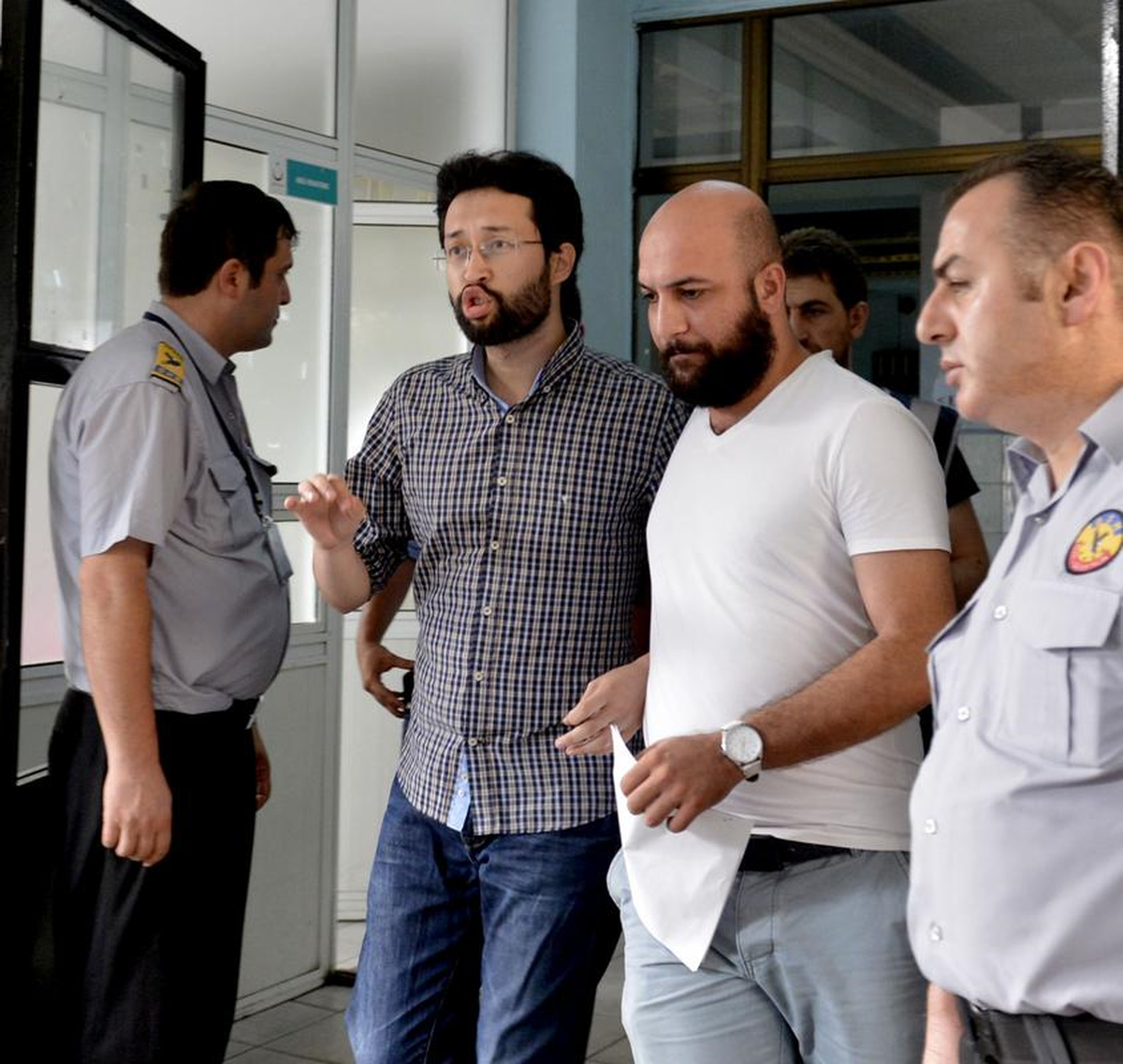 Emniyetteki "Paralel Yapı" Operasyonu