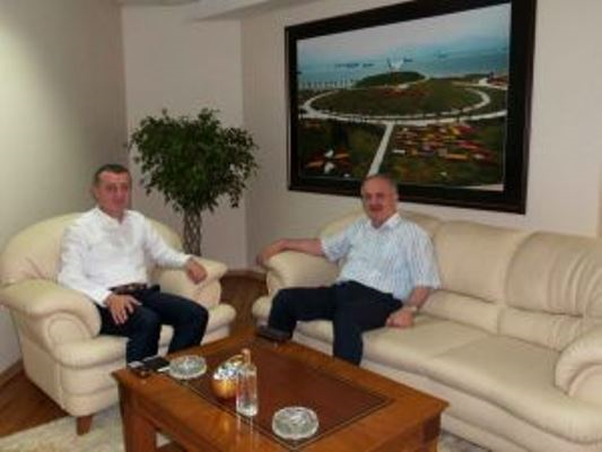 Genel Sekreter Büyükakın\'a, Milletvekili Aygün\'den Ziyaret