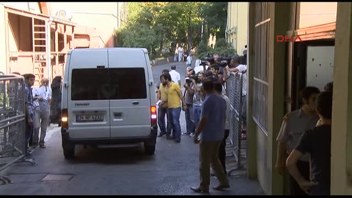 Gözaltına Alınan 3 Şüpheli Daha Sağlık Kontrolünden Geçirildi