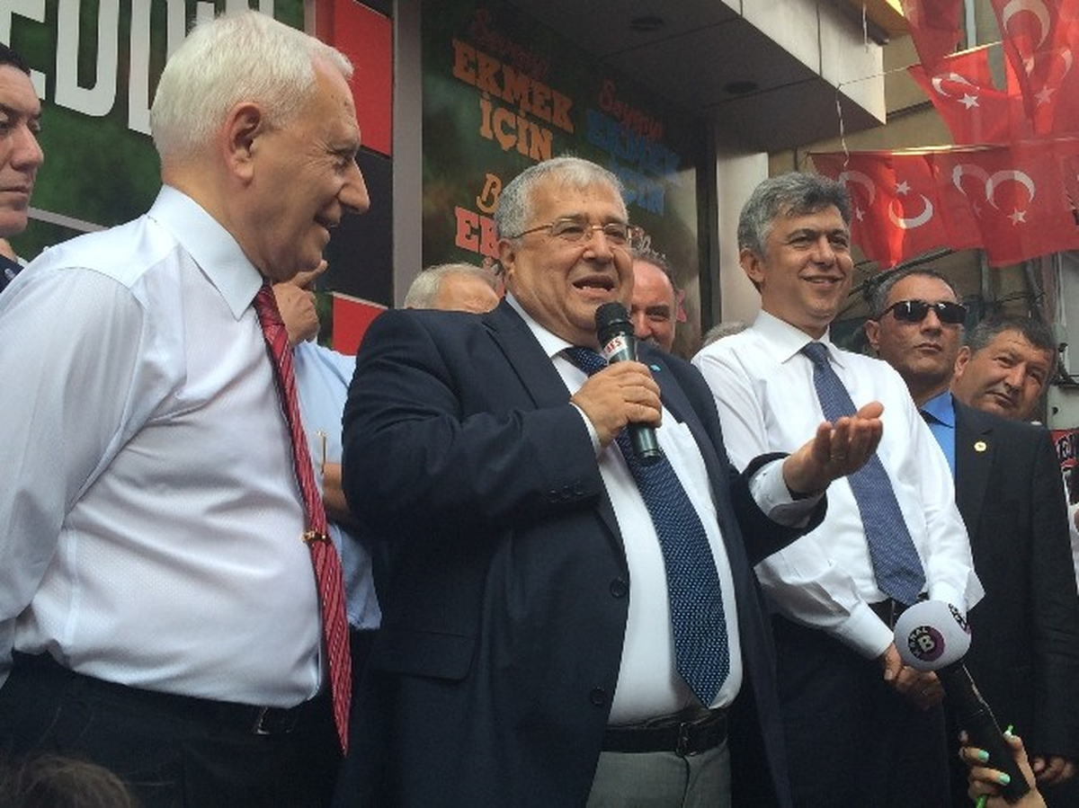 İhsanoğlu\'nun Seçim Ofisinde Buluştular