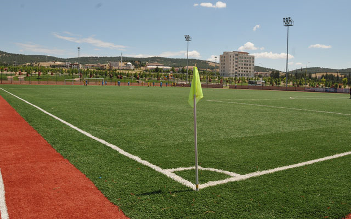 Karaköprü\'deki Sporsal Tesisler İlgi Görüyor
