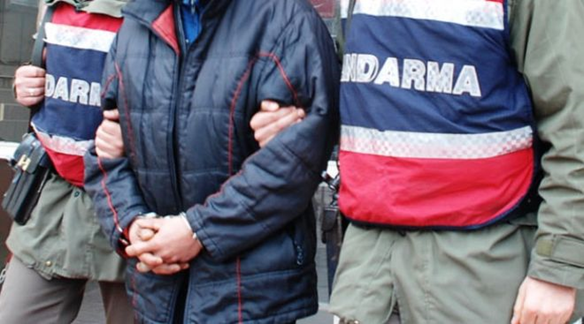 Maganda Jandarmadan Kaçamadı