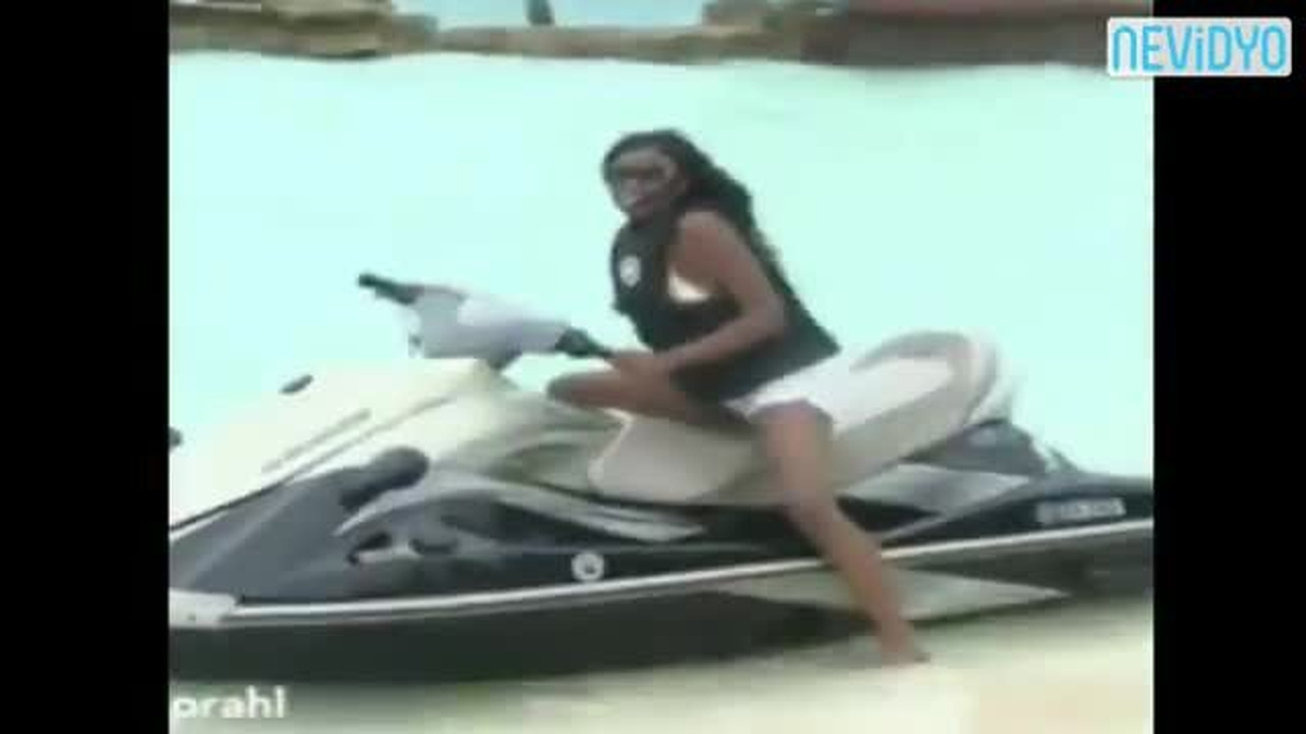 Plajda İnanılmaz Jet Ski Kazası