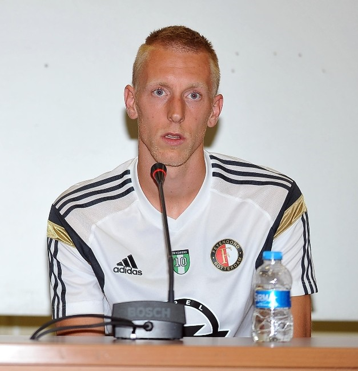 Feyenoord\'da Teknik Direktörü Rutten: Kazanmak İçin Sahaya Çıkacağız