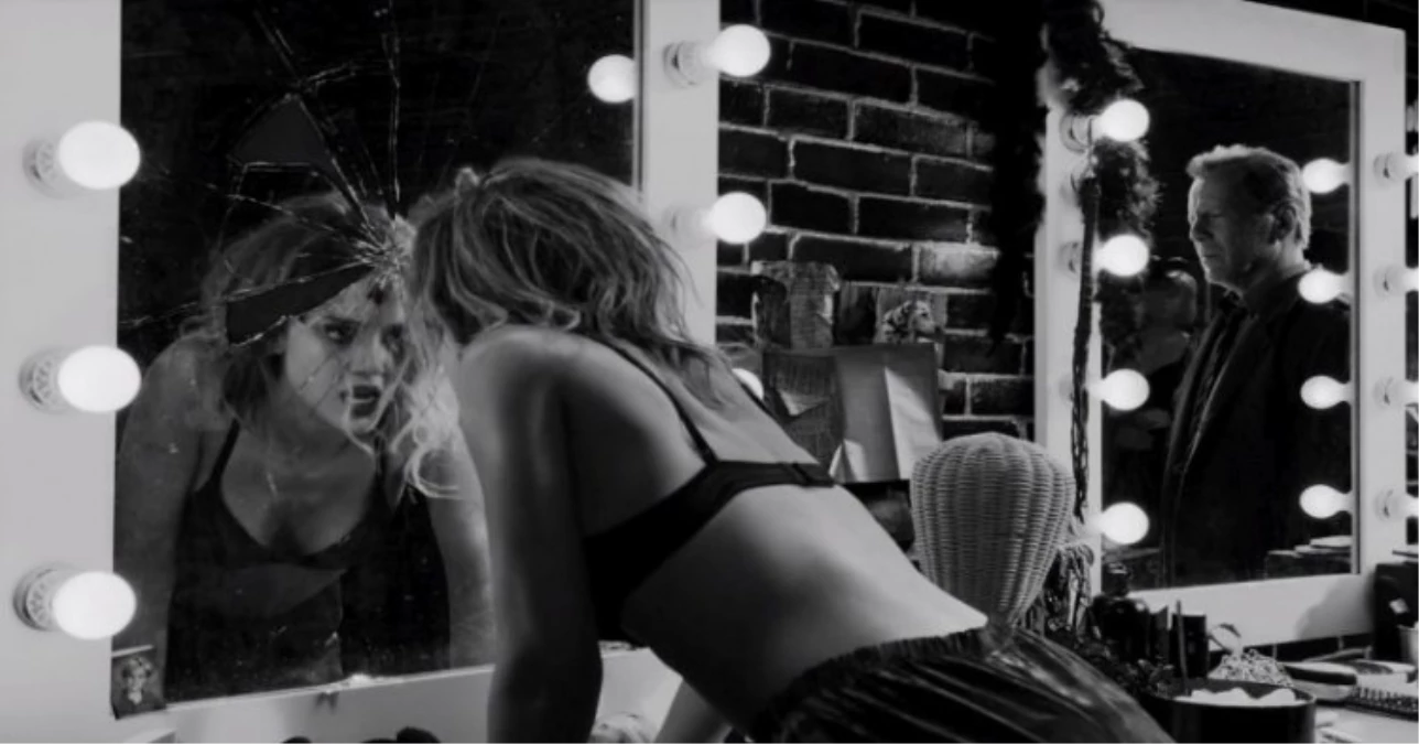 Sin City \'Nin Devam Filminden Fragman!