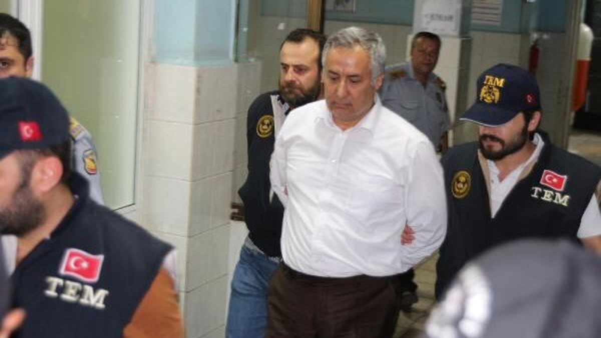 Şovmen Polisi Yalanlayan Tutanak