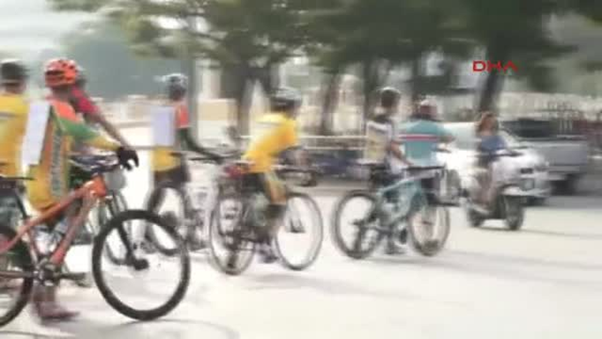 Taylandlı Müslümanlar Gazze\'ye Destek İçin Pedal Çevirdi