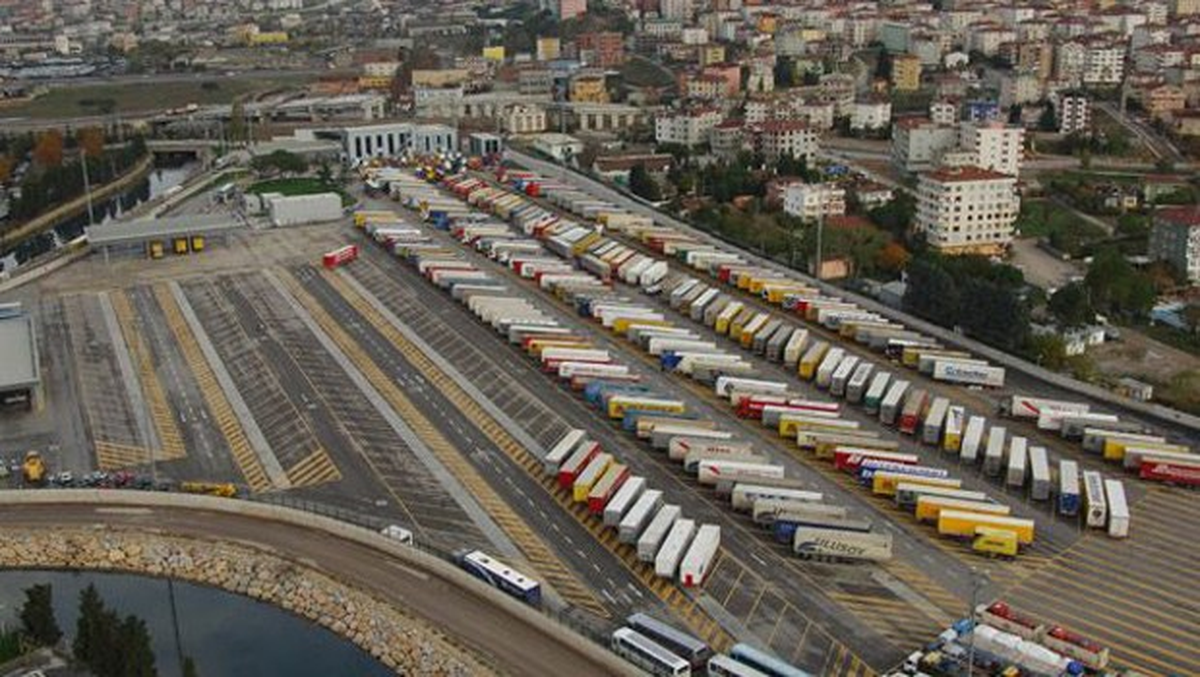 UN Ro-Ro\'yu Actera ve Esas Satın Aldı