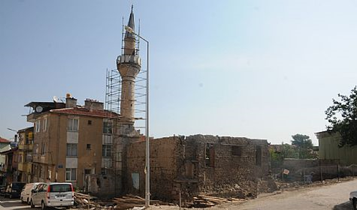 Afyonkarahisar\'da Tarihi Camiler Gün Yüzüne Çıkacak