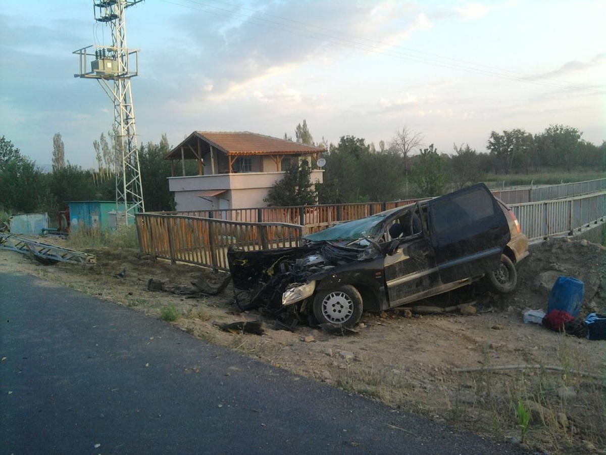 Akşehir\'de Trafik Kazası: 4 Yaralı