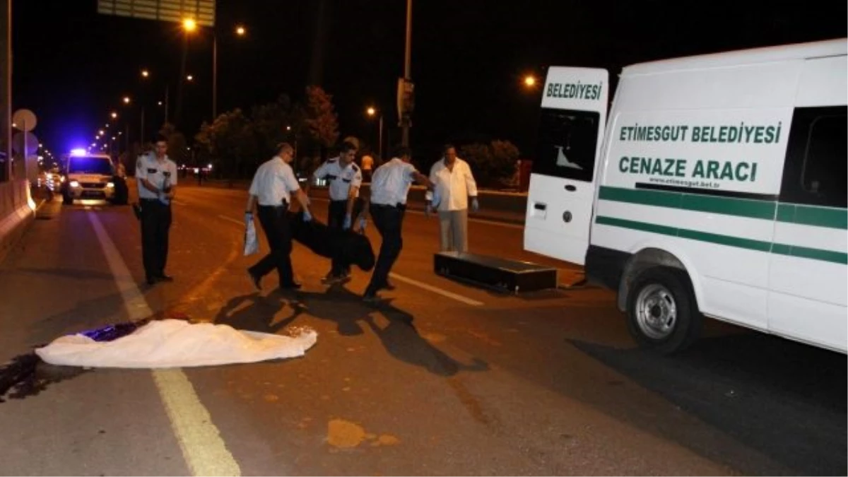 Ankara\'da Otomobilin Çarptığı Kişi Öldü