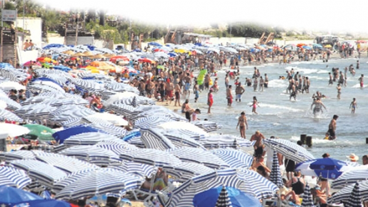 Türkiye\'de Tatile Çıkanlar Bir Yılda Yüzde 16 Azaldı (2)