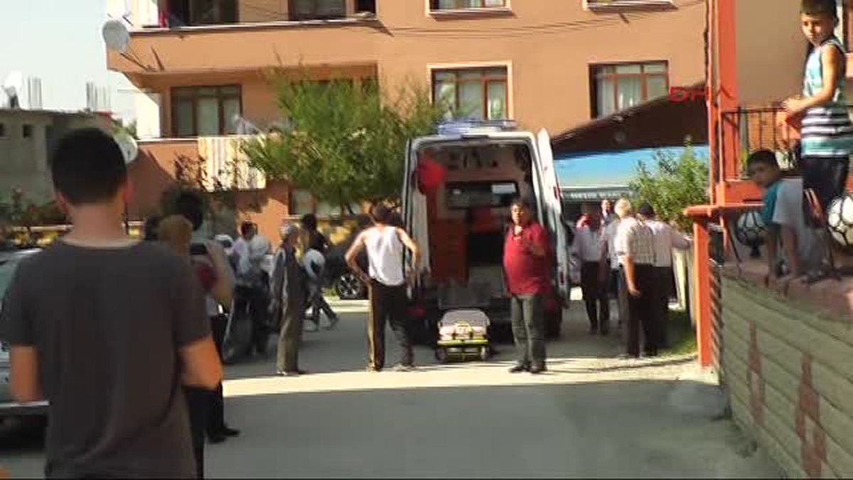 Babasını ve Kız Kardeşini Tabancayla Vurdu: 1 Ölü, 1 Yaralı