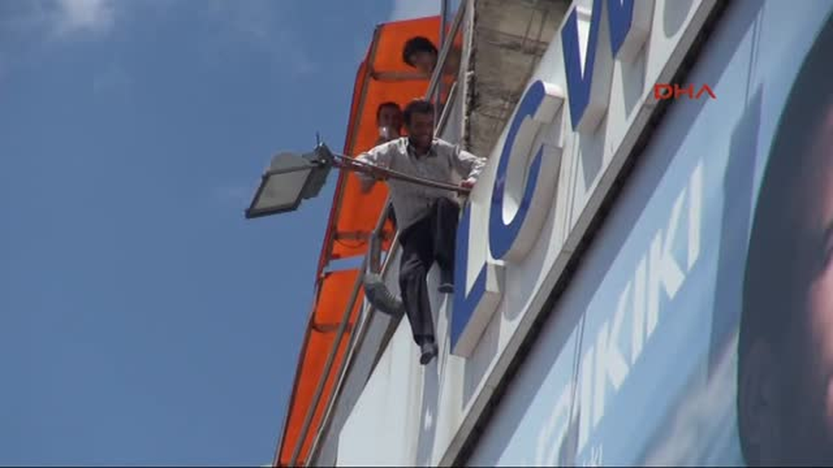 Bakkal Borcu Nedeniyle İntihara Kalkıştı
