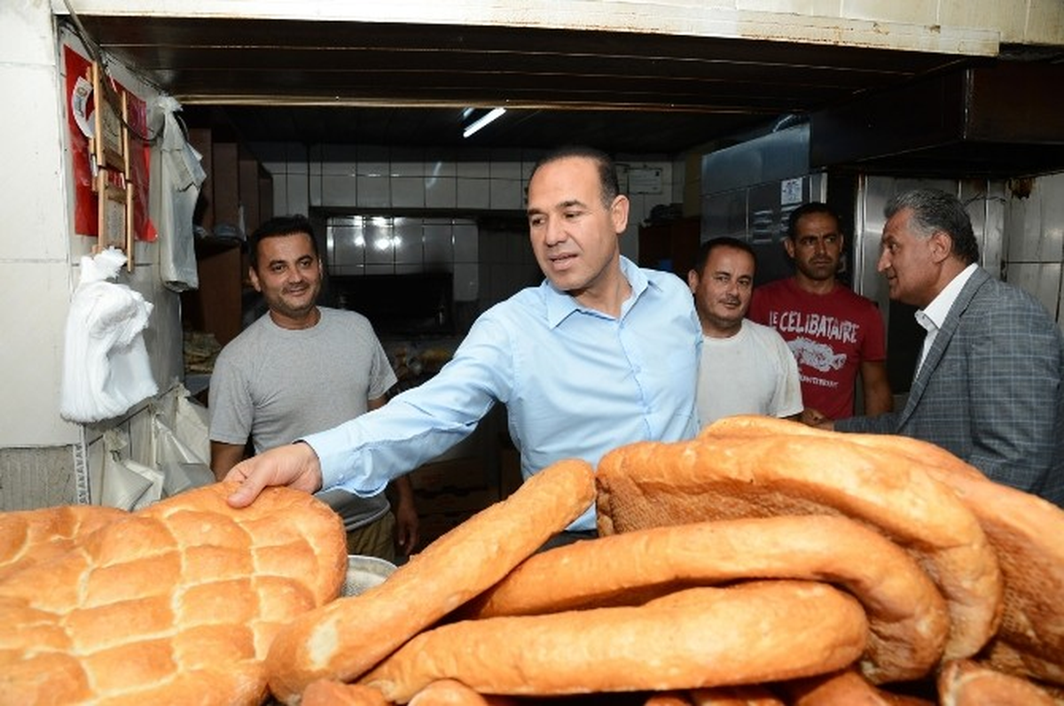 Başkan Sözlü\'den Ekmek Hamlesi