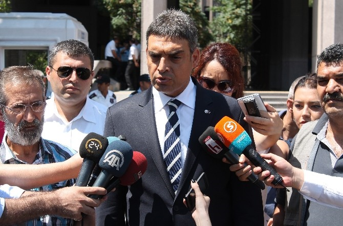 CHP\'li Oran\'dan Başbakan ve Bakan Davutoğlu\'na Suç Duyurusu
