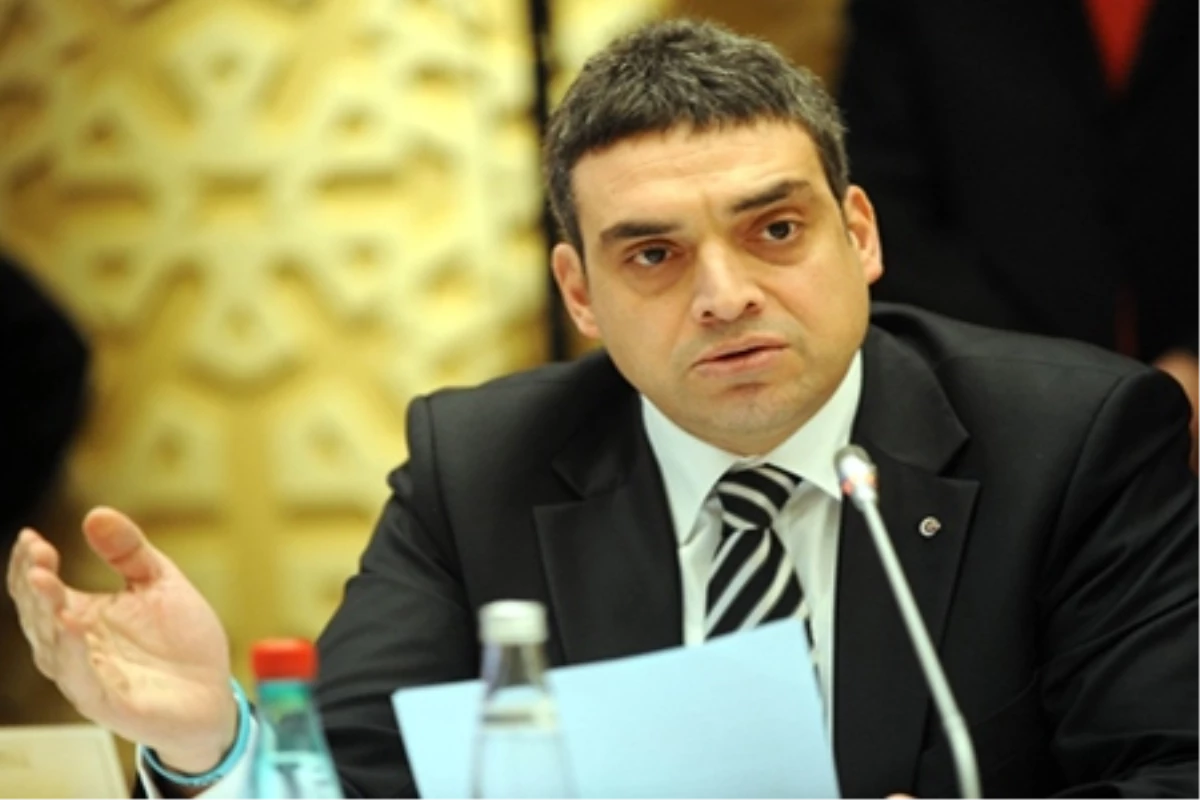 CHP\'li Oran\'dan Başbakan ve Dışişleri Bakanı Hakkında Işid Suç Duyurusu