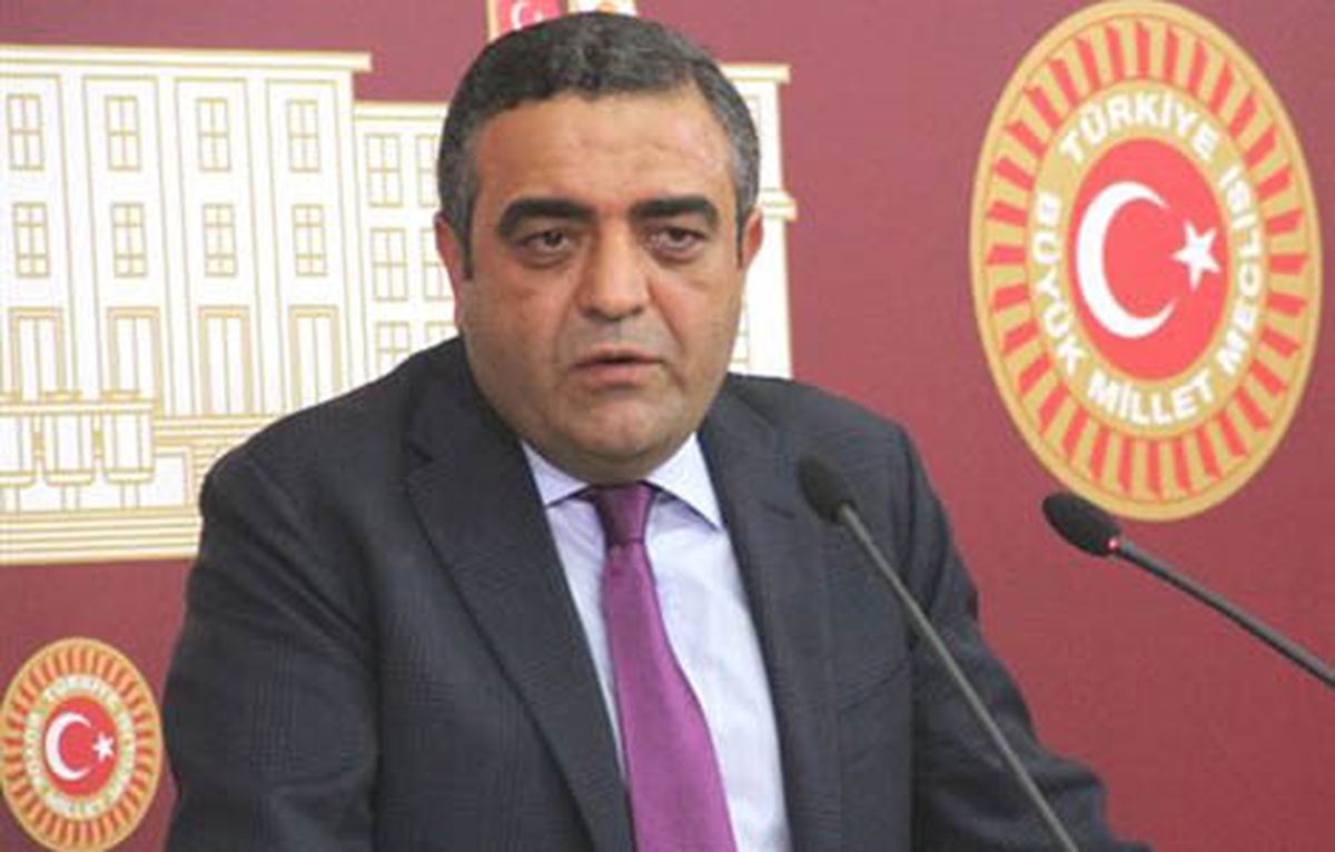 CHP\'li Tanrıkulu: Ders Kitaplarında 12\'nci Cumhurbaşkanı Olarak Erdoğan\'ın İsminin Yazıldığı Doğru...