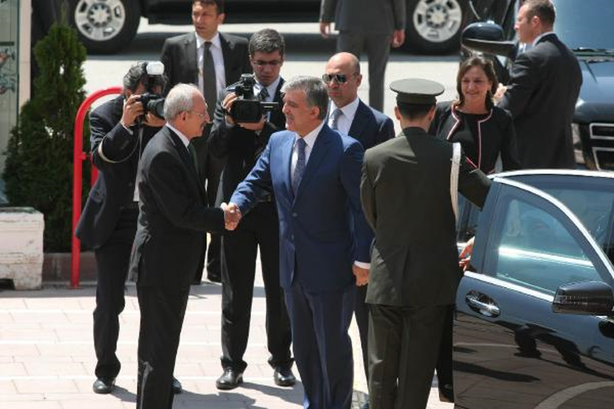 Cumhurbaşkanı Gül\'den Kılıçdaroğlu\'na Veda Ziyareti