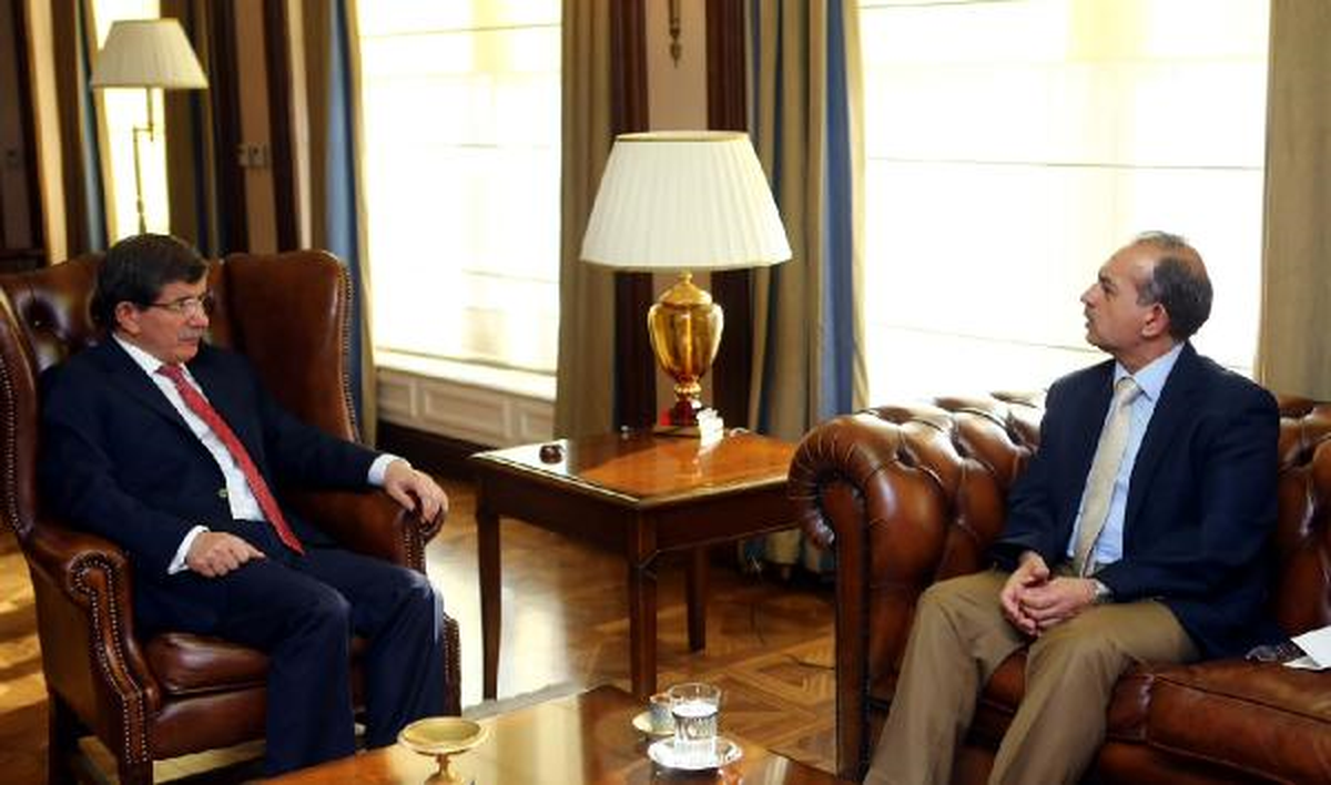 Davutoğlu, Kerkük İl Meclis Başkanı Turan\'ı Kabul Etti