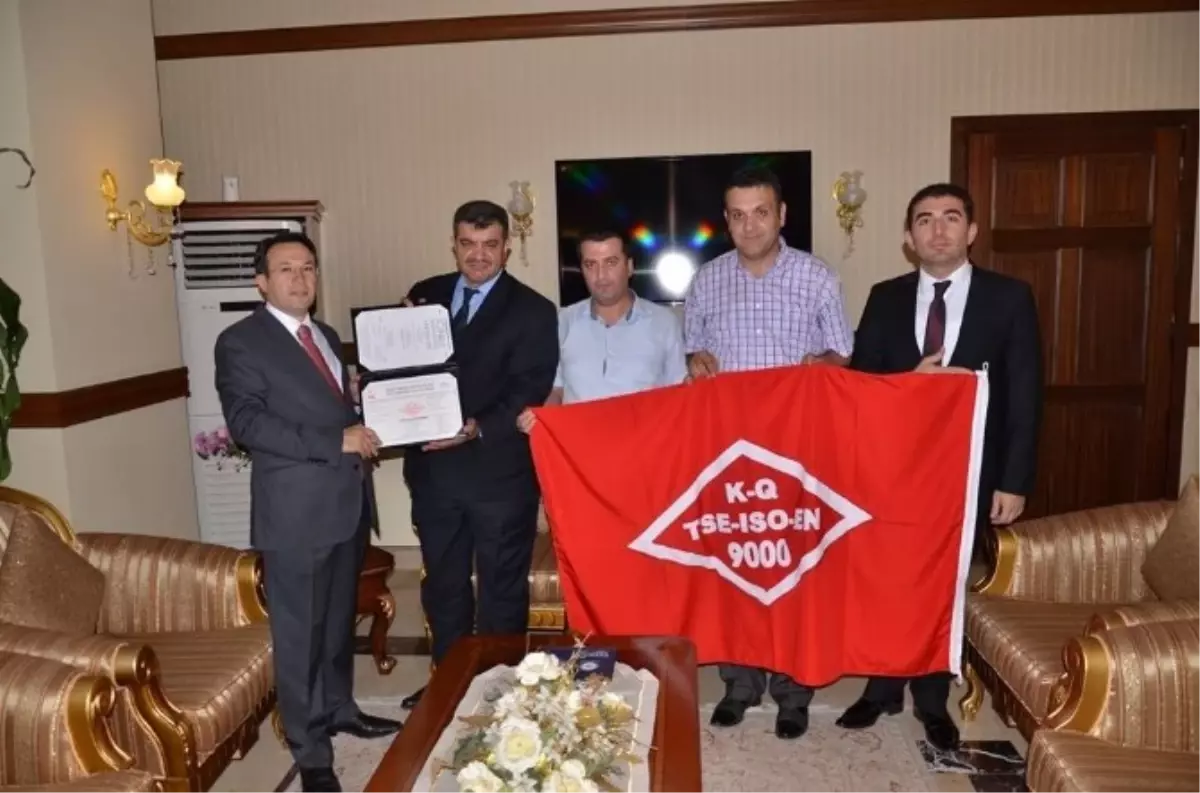 Erzincan Valiliği Kamu Hizmetlerinde Kalite Belgesi Aldı