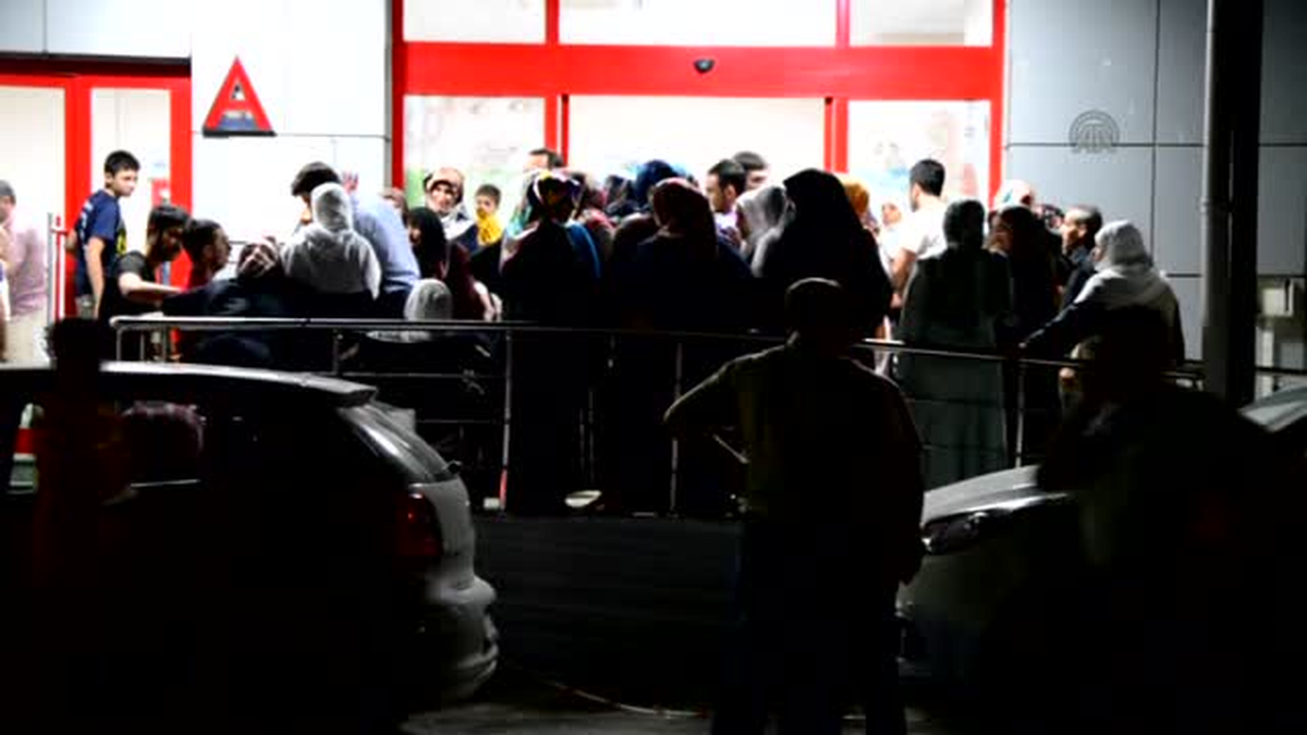 Eski Gol Kralı, Halı Sahada Futbol Oynarken Kalp Krizinden Öldü