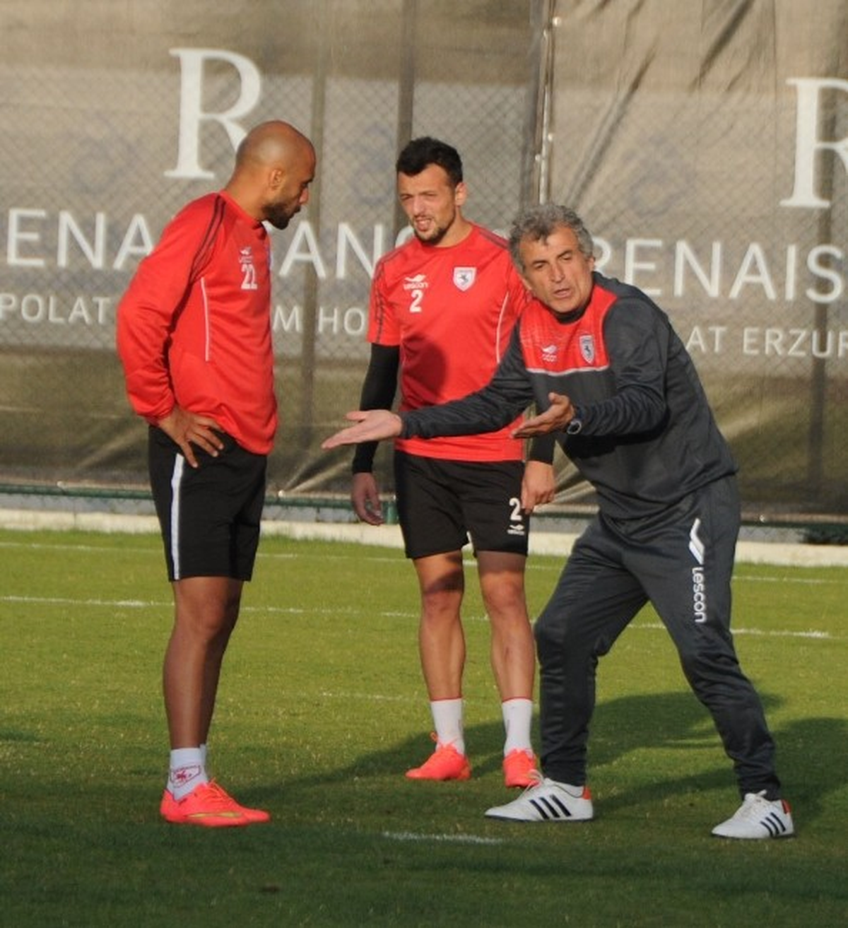 Futbolculara \'Altın\' Nasihatler