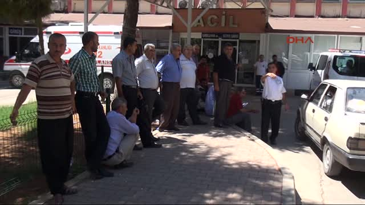 Gaziantep\'te Traktör Romorku Devrildi 5 Yaralı