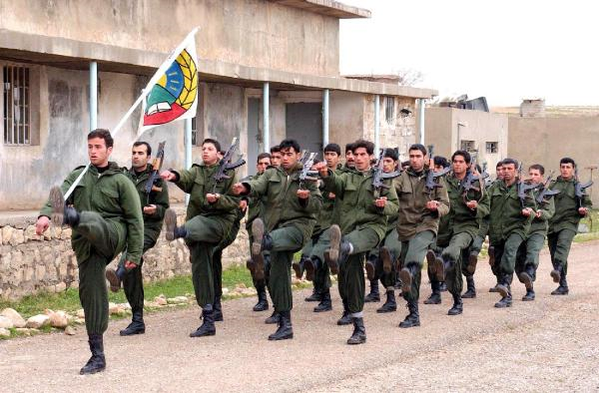 İranlı Kürt Peşmergeler de Işid\'le Savaşmak İçin Irak Bölgesel Kürt Yönetimine Başvurdu