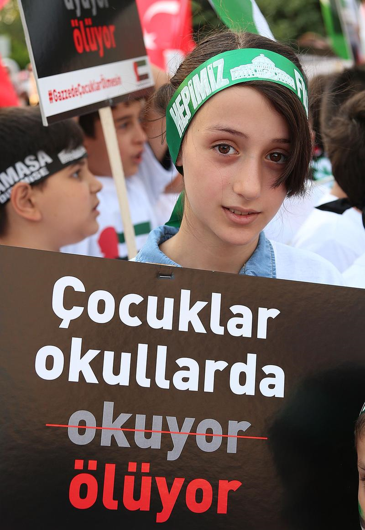 İsrail\'in Gazze Saldırılarının Protesto Edilmesi