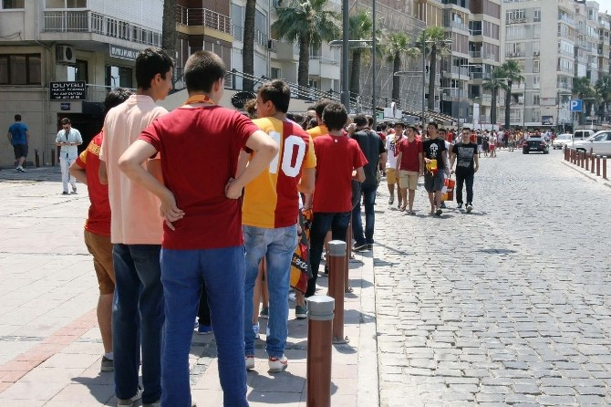 İzmir\'de Telles Coşkusu