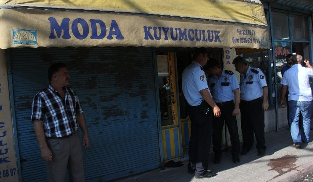 Kuyumcu Soygununu Kahraman Komşu Önledi