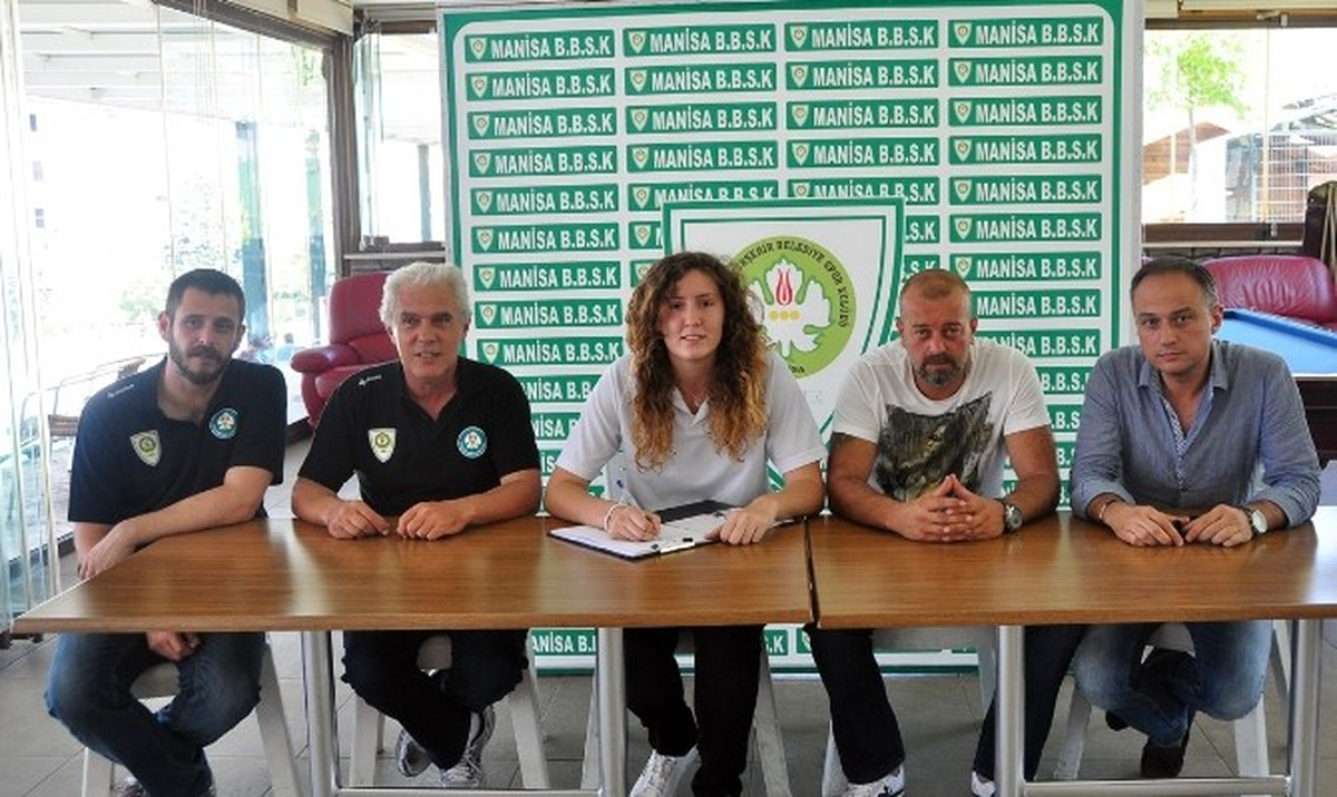 Manisa Büyükşehir Belediyespor\'da 3 İmza