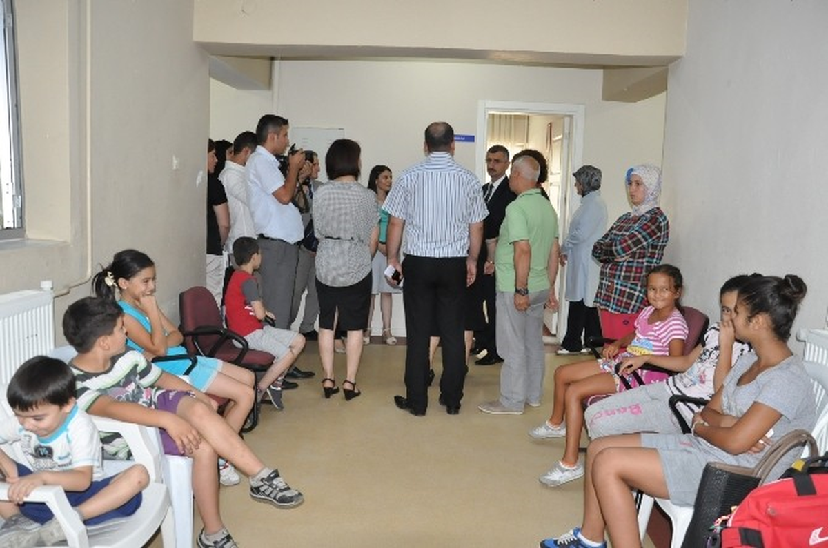 Manisalı Gençlerin Her Türlü Sorununa Bu Merkezden Çözüm Bulunacak