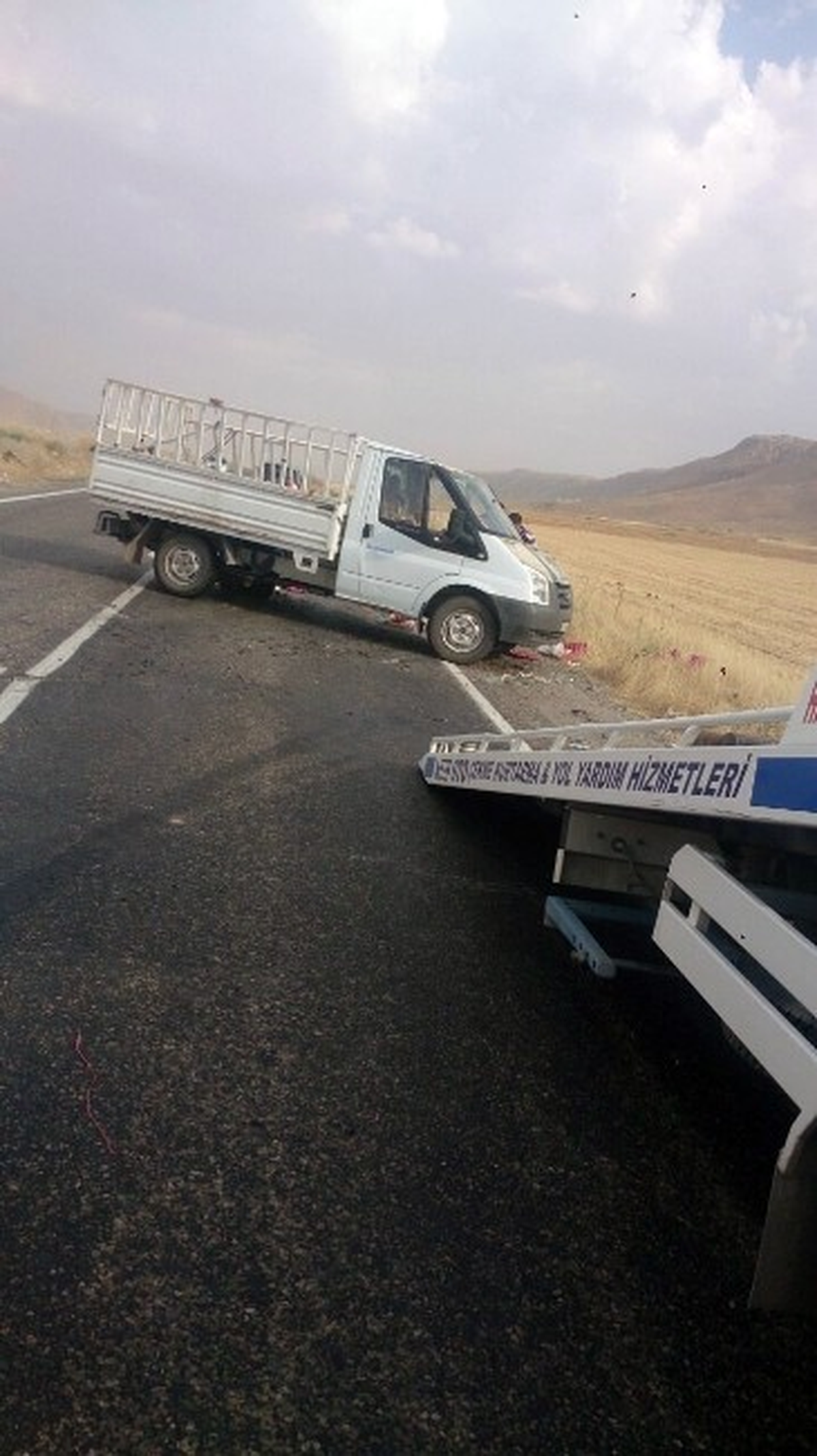 Motosiklet Kamyonetle Çarpıştı: 1 Yaralı