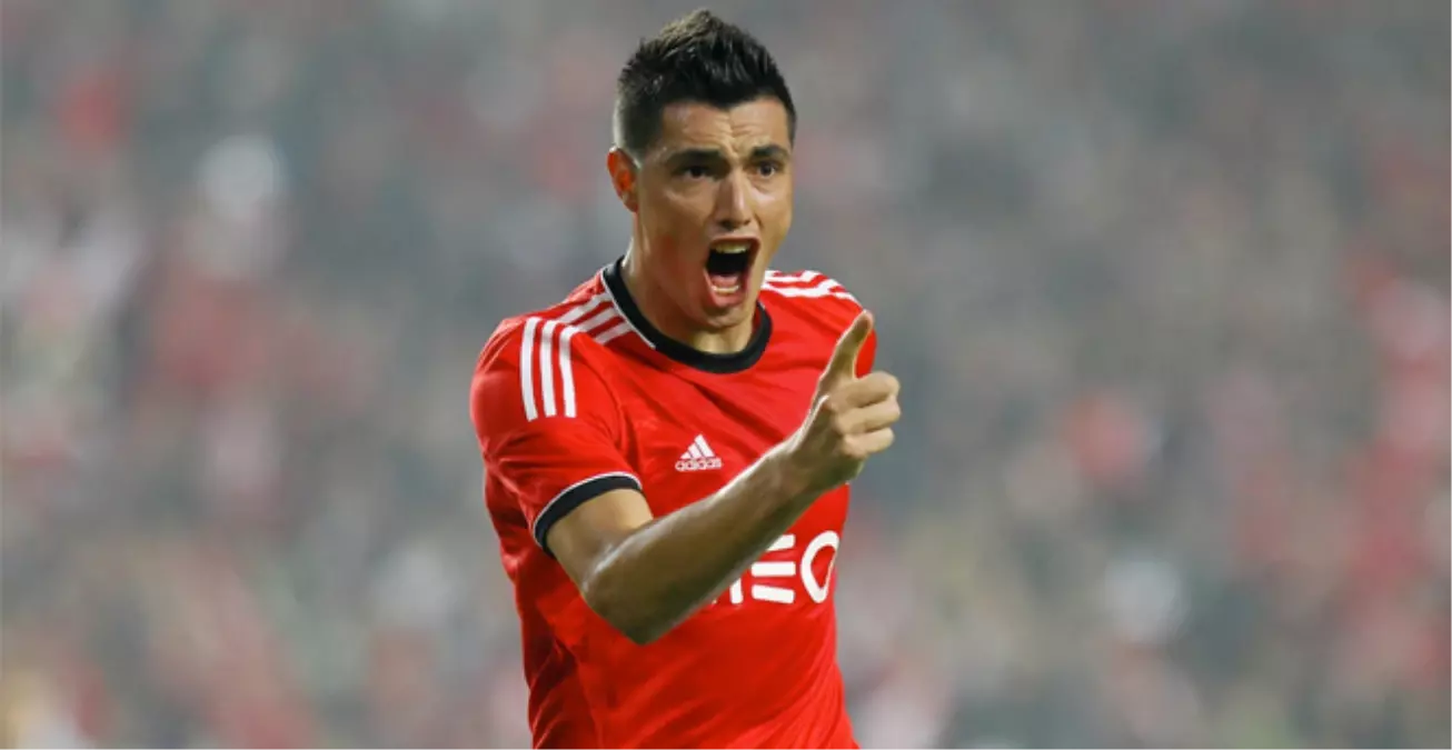 Oscar Cardozo, Yıllık 2.5 Milyon Euro Kazanacak