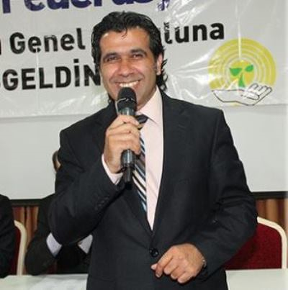 Romanlardan, Başbakan Erdoğan\'a Destek