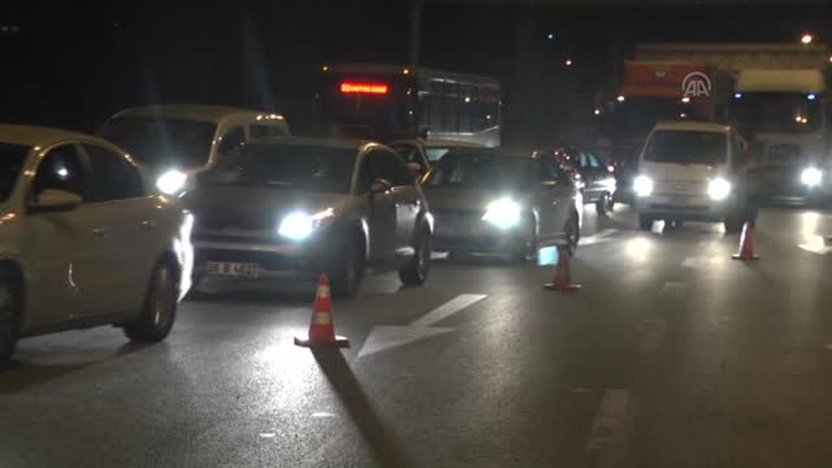 Sağanak Nedeniyle Alt Geçitlerde Su Baskını Meydana Geldi